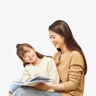 温馨母女读书